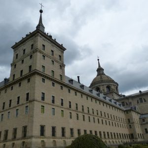 Visita guiada al Monasterio de El Escorial y senderismo por La Herrería para institutos