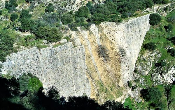 Senderismo y arqueología: presa del Gasco y canal del Guadarrama
